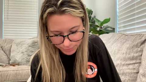 Media: texas_blonde Chaturbate 2023-09-03 14:08:00