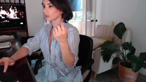 alex_and_theprof @ chaturbate on 20230904