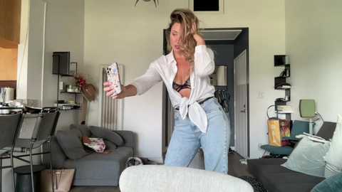 Media: bloomyogi Chaturbate 2023-09-04 18:46:00