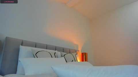 Media: ella_twinkle Chaturbate 2023-09-05 20:36:00