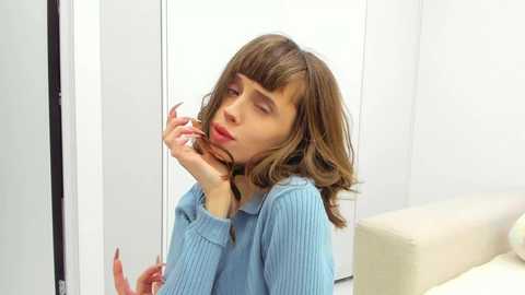 Media: flowerofsin2001 Chaturbate 2023-09-05 18:12:00