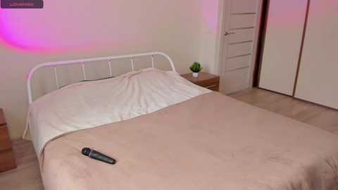 moon_view @ chaturbate on 20230905