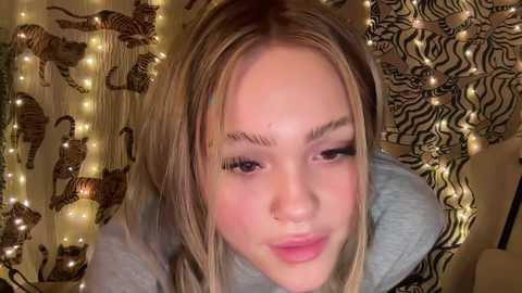 ari_02 @ chaturbate on 20230906