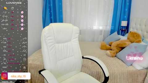 emmika_ @ chaturbate on 20230907