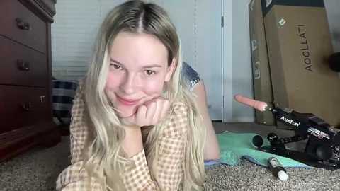 Media: sarahcupcakes2005 Chaturbate 2023-09-07 08:47:00