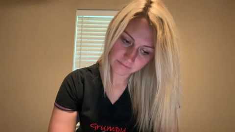 Media: smexxii93 Chaturbate 2023-09-07 16:26:00