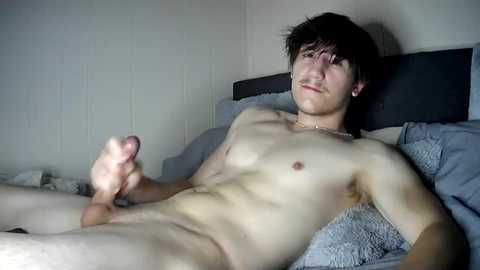 johnnyboi615 @ chaturbate on 20230908