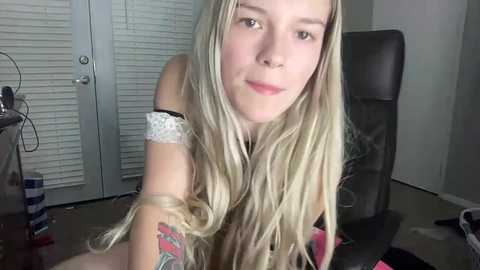 sarahcupcakes2005 @ chaturbate on 20230908