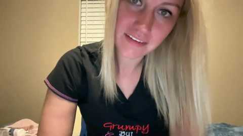 Media: smexxii93 Chaturbate 2023-09-08 04:24:00
