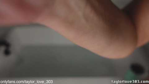 Media: taylor_love_303 Chaturbate 2023-09-08 12:24:00