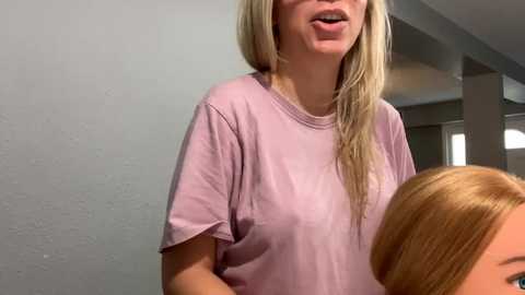 Media: texas_blonde Chaturbate 2023-09-08 14:42:00