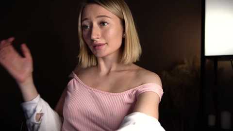 Media: wendy_amber Chaturbate 2023-09-08 16:23:00
