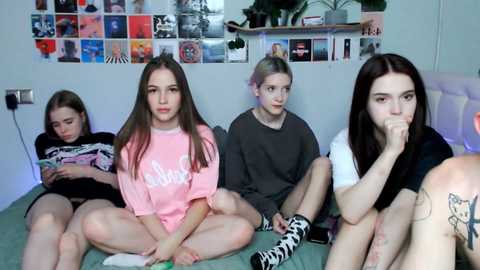 Media: _reverse_gang_ Chaturbate 2023-09-09 14:19:00