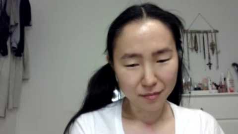 Media: jiwon4u Chaturbate 2023-09-09 04:06:00