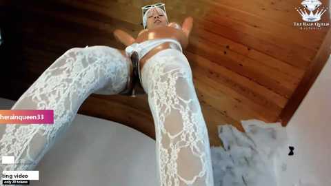 Media: therainqueen Chaturbate 2023-09-09 13:23:00