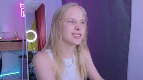 Media: appr0ved Chaturbate 2023-09-10 11:00:00