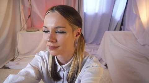 Media: kateuwugirl Chaturbate 2023-09-10 06:20:00