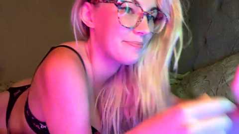 Media: x_dreamgirl_x Chaturbate 2023-09-10 02:30:00