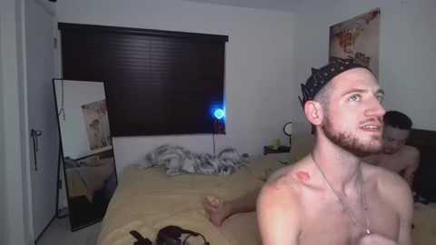 Media: zreeves305 Chaturbate 2023-09-10 07:56:00