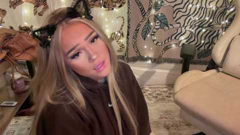 ari_02 @ chaturbate on 20230911
