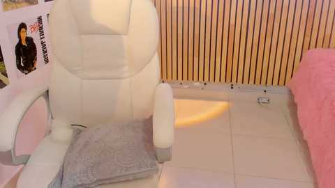 little_effy18 @ chaturbate on 20230911