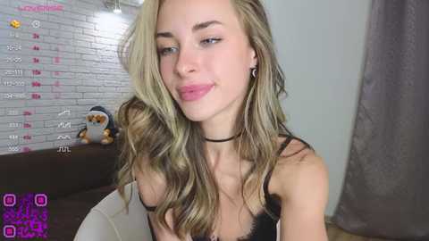 Media: uwunikaa Chaturbate 2023-09-11 20:20:00