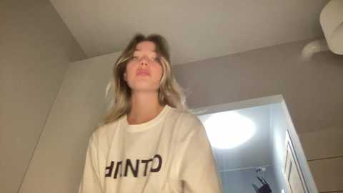 Media: angel_from_sky Chaturbate 2023-09-12 15:04:00