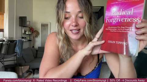 Media: bloomyogi Chaturbate 2023-09-12 19:13:00