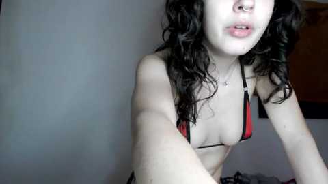 Media: frenchava Chaturbate 2023-09-13 00:02:00