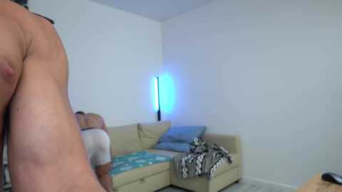 Media: khokhol1999 Chaturbate 2023-09-13 19:09:00