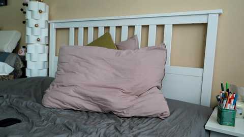 little_mystery @ chaturbate on 20230913