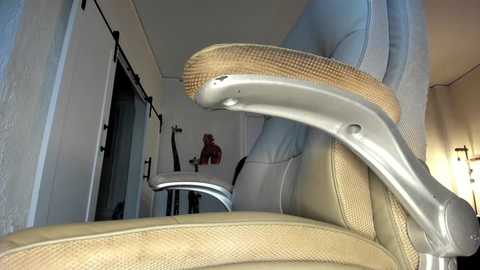 Media: alicelighthouse Chaturbate 2023-09-14 06:10:00