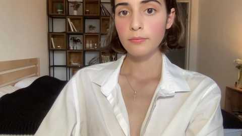 Media: crown_of_vice01 Chaturbate 2023-09-14 17:02:00