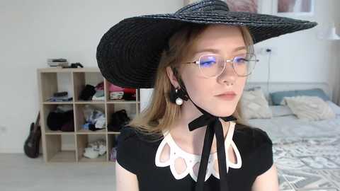 scharmanta @ chaturbate on 20230914