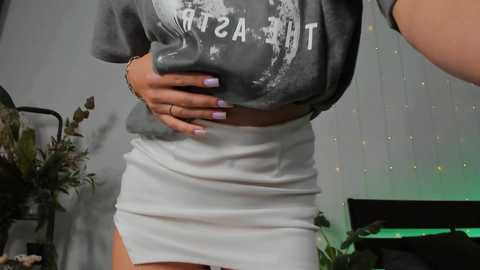 Media: emmi_rosee Chaturbate 2023-09-15 17:26:00