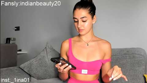 Media: indianbeauty20 Chaturbate 2023-09-15 17:40:00
