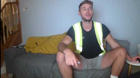 Media: englishladxxx Chaturbate 2023-09-16 02:56:00