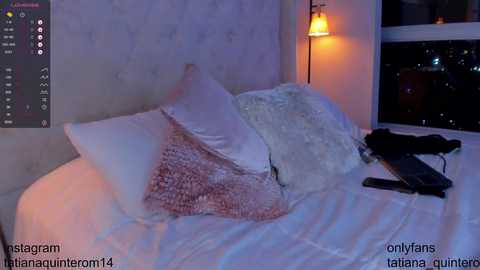 Media: swt_molly Chaturbate 2023-09-16 04:58:00