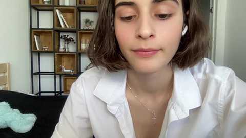Media: crown_of_vice01 Chaturbate 2023-09-17 09:48:00