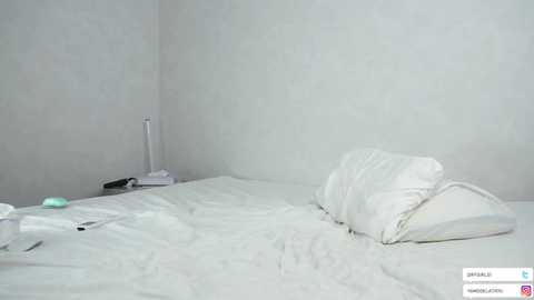 Media: diffgirls Chaturbate 2023-09-17 18:30:00