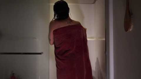 Media: jadeperez_ Chaturbate 2023-09-17 06:50:00