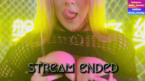 Media: mia_cloudy Chaturbate 2023-09-17 17:24:00