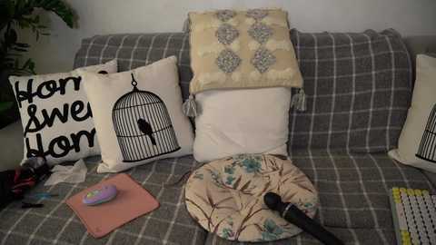 Media: sweety_rinushka_ Chaturbate 2023-09-17 15:08:00