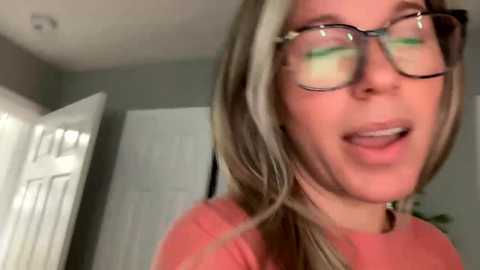 Media: texas_blonde Chaturbate 2023-09-17 16:40:00