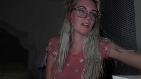 Media: x_dreamgirl_x Chaturbate 2023-09-17 05:06:00