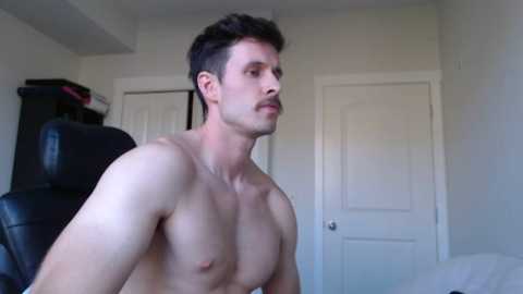 lancellot99 @ chaturbate on 20230918