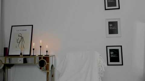 Media: moniqueeass Chaturbate 2023-09-18 16:34:00