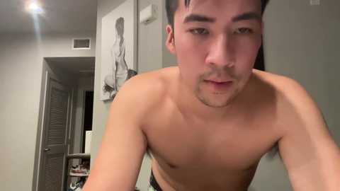 Media: sophiatheinnocent Chaturbate 2023-09-18 07:46:00
