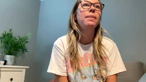Media: texas_blonde Chaturbate 2023-09-18 14:32:00