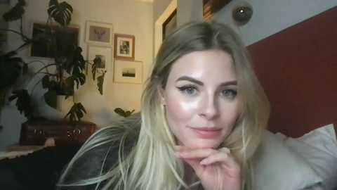 Media: themarilynm Chaturbate 2023-09-19 03:46:00